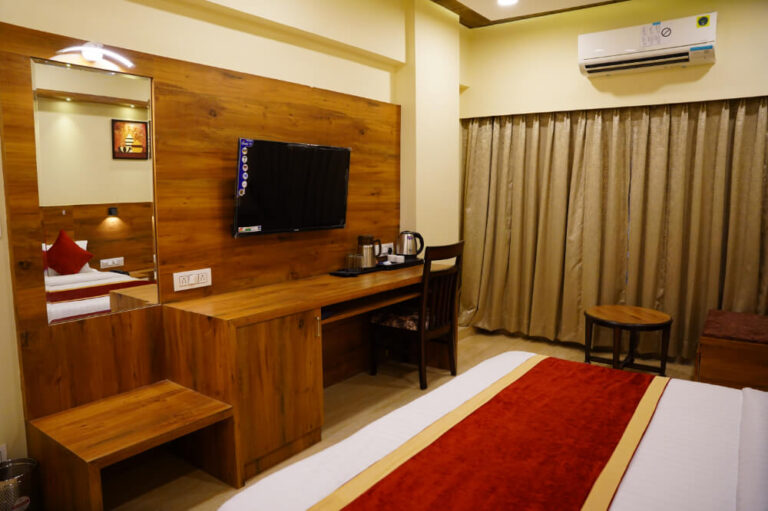 Well-Furnished Room at Hotel Venktesh